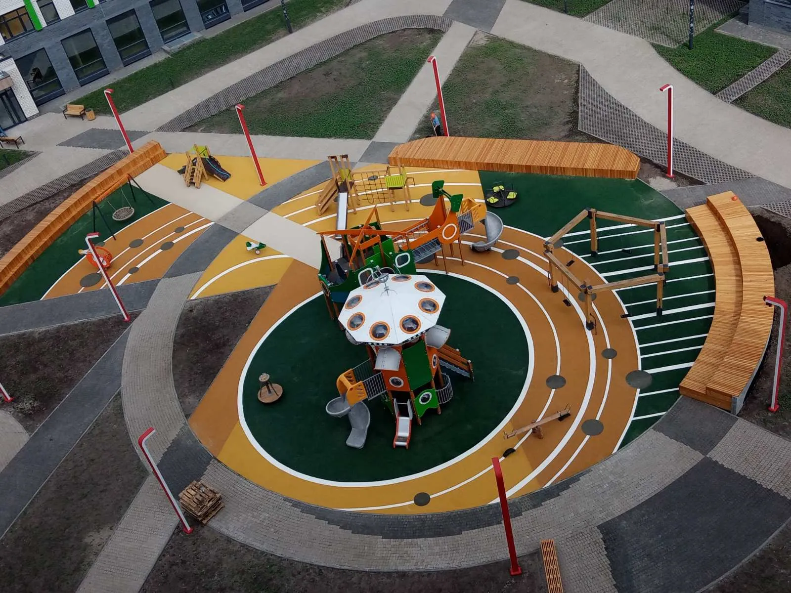 Преимущества модульных резиновых покрытий